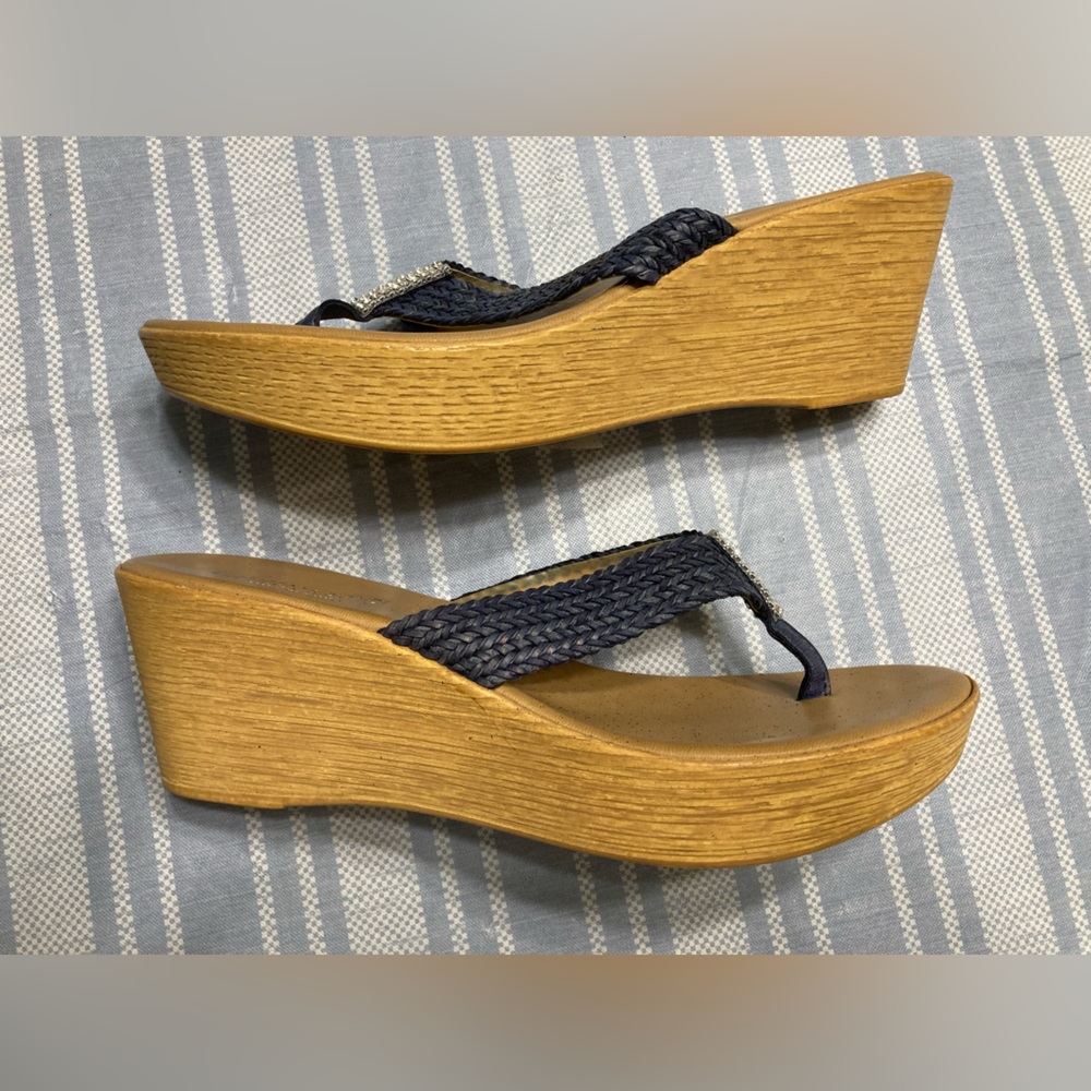 Francesca Biondi faux wood wedges.
